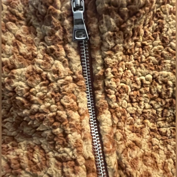 NWT ANN TAYLOR Leopard Print Sherpa Zipper sweatshirt Brown/camel Size XS - Picture 7 of 9